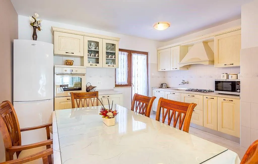 Apartment Vesna Medulin 0*,  Croatia
