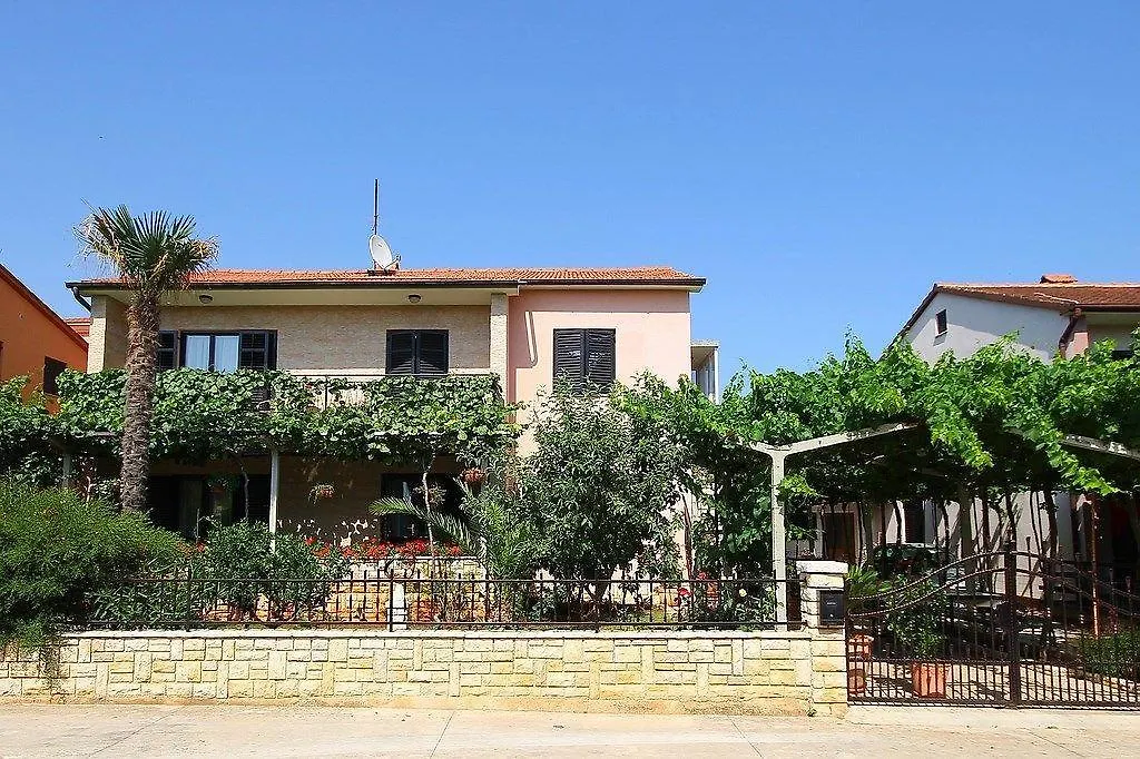 Apartment Vesna Medulin
